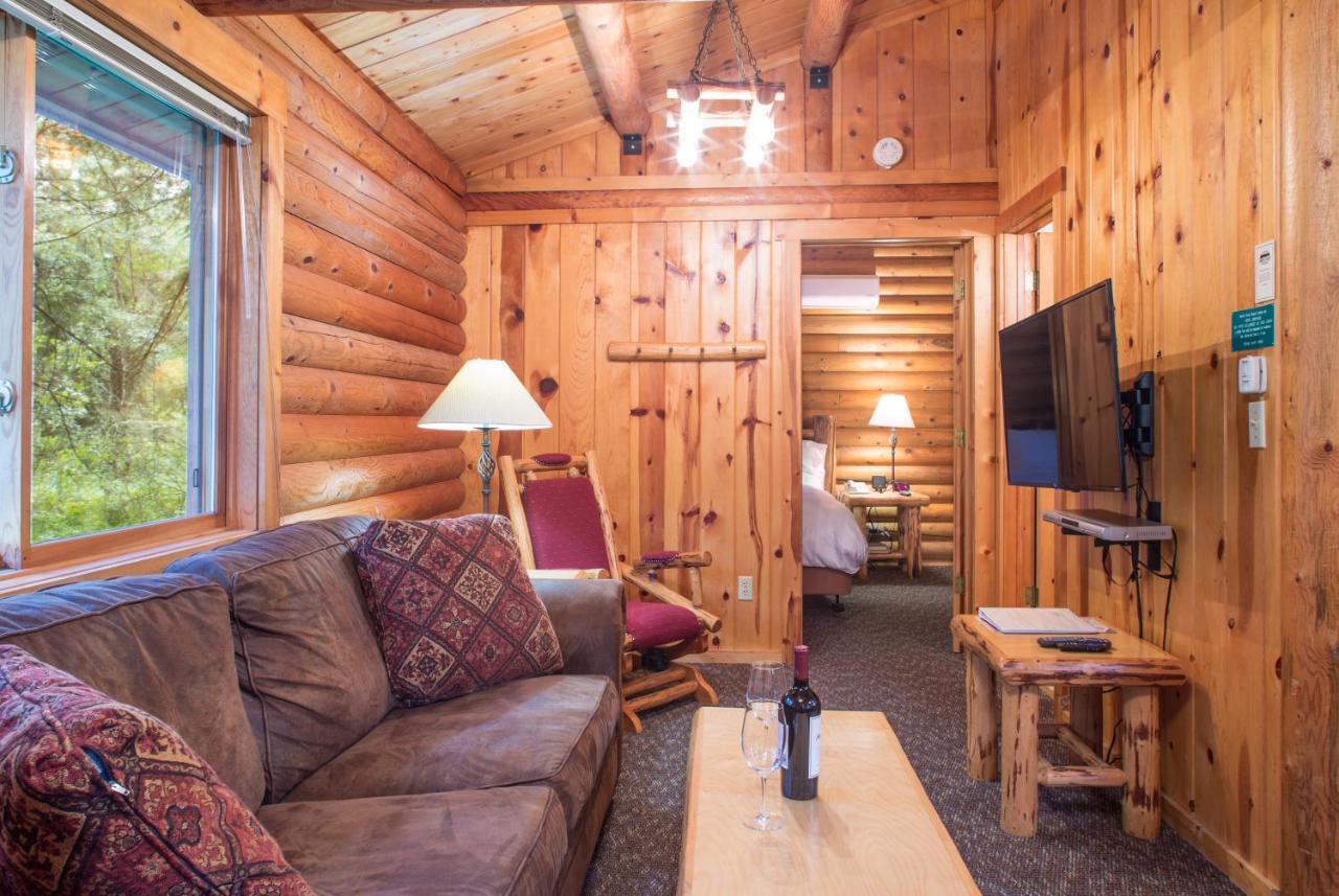 North Forty Resort Кълъмбия Фолс Екстериор снимка