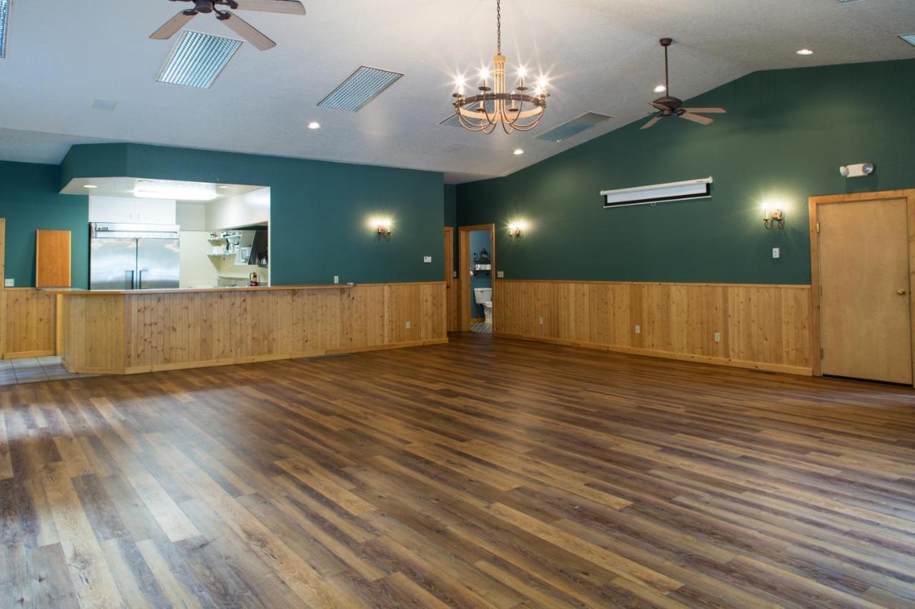 North Forty Resort Кълъмбия Фолс Екстериор снимка